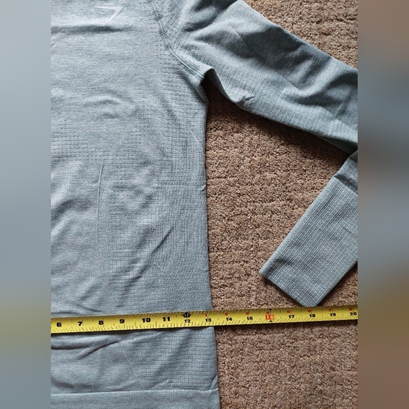 Gymshark Workout Top - Picture 5 of 11